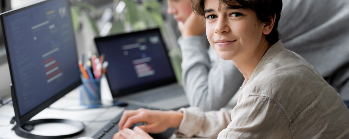 Schoolgirl Internal - Computer Monitoring & Web Filtering for Schools | CurrentWare